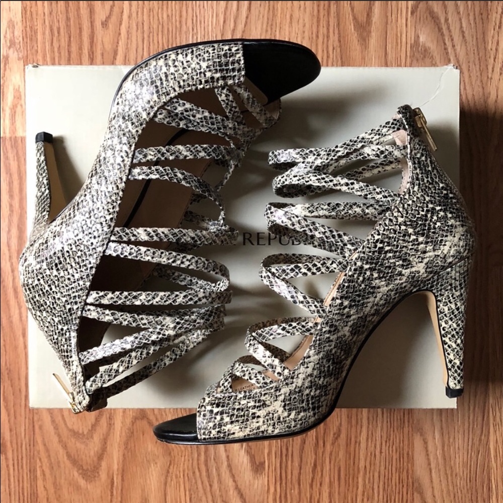 Banana Republic Preslie Heel